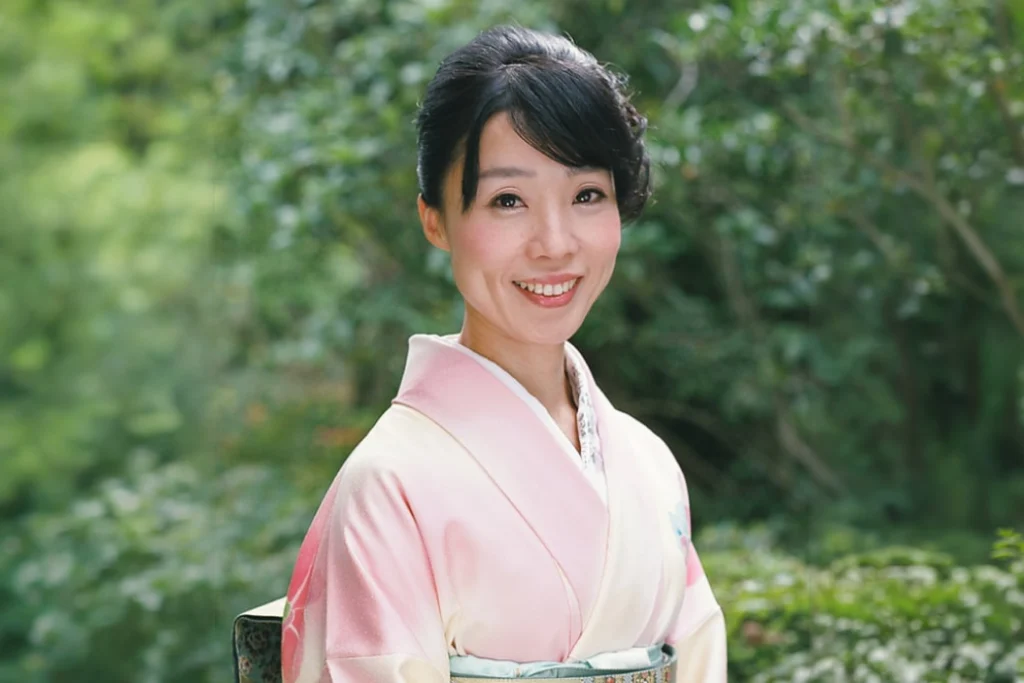 三原 麻衣