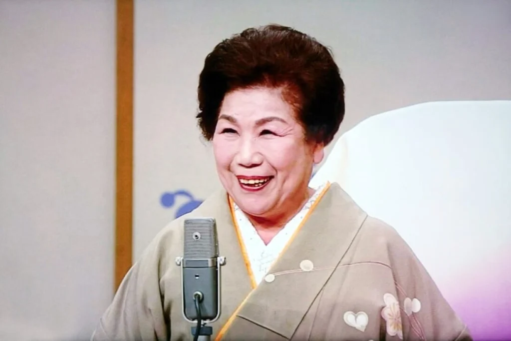 三原 佐知子
